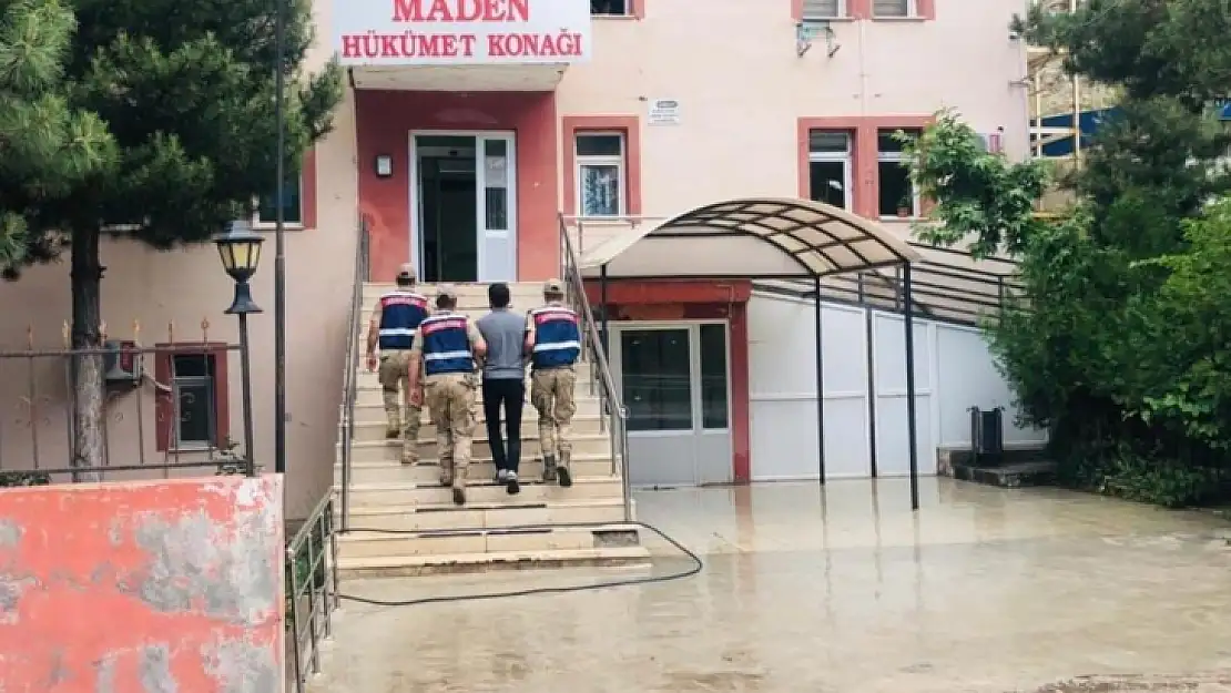 Tarladan güneş panellerini çalan şüpheliler yakalandı