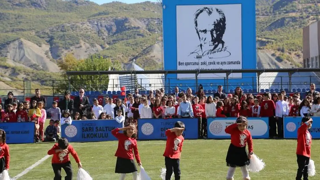 Tunceli'de Cumhuriyet Bayramı kutlaması