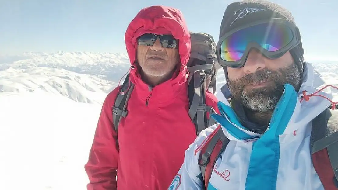 Tunceli'de, depremde hayatını kaybedenler anısına tırmanış gerçekleştirildi