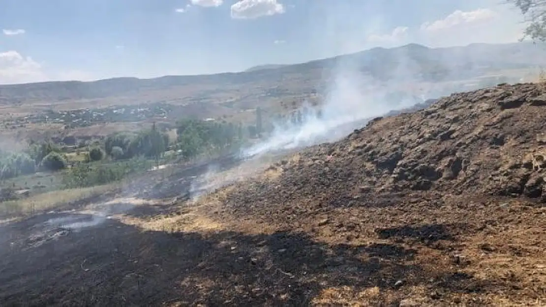 Tunceli'de örtü yangını