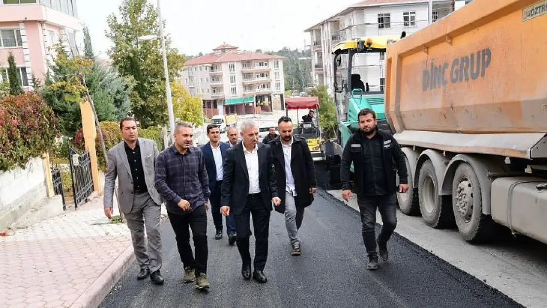 Yeşiltepe'de asfaltlama çalışmaları