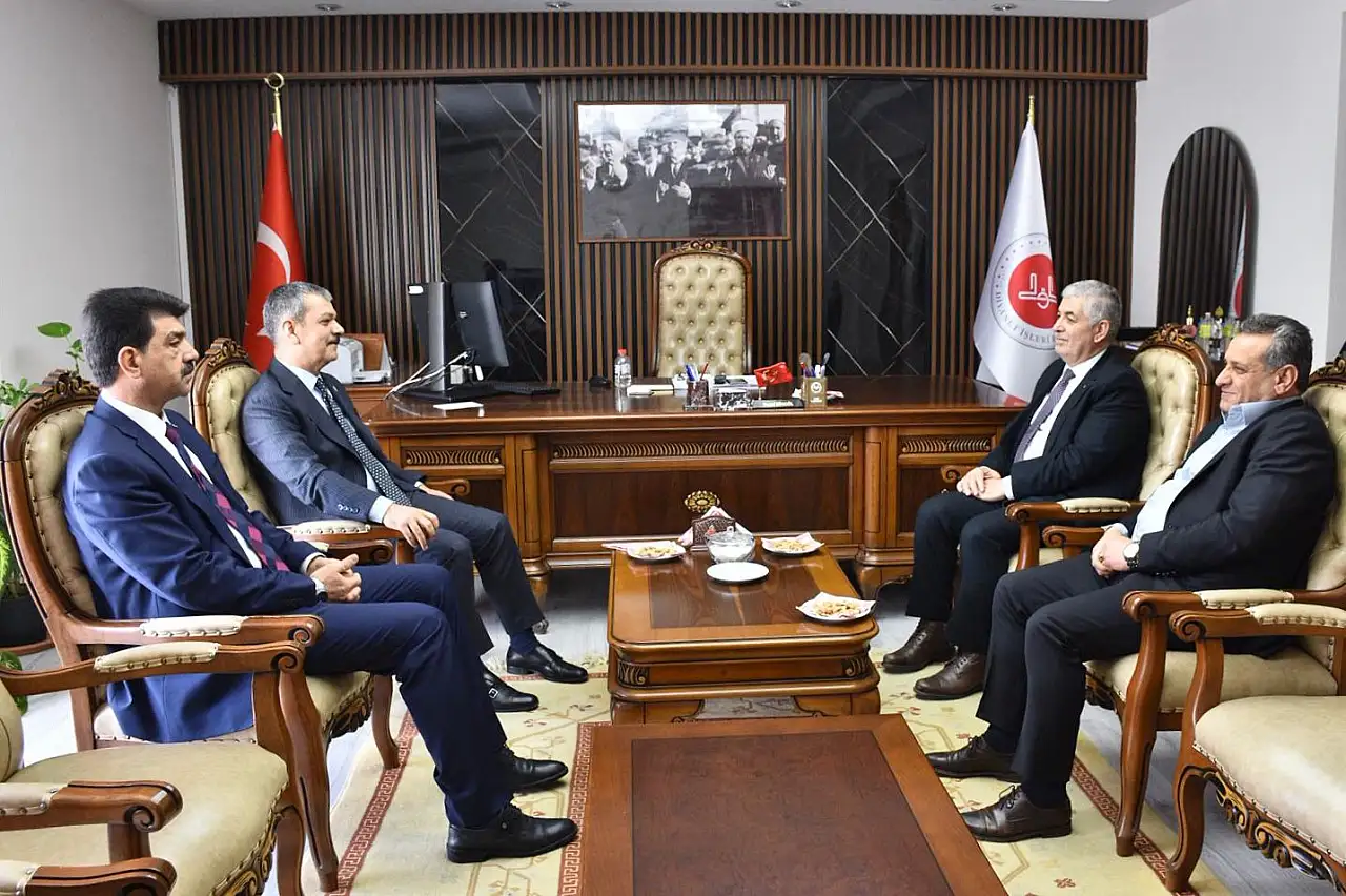 Milletvekili Keleş'ten Kurumlara 'Saha' Markajı: Elazığ'ın Dev Projeleri Masada!