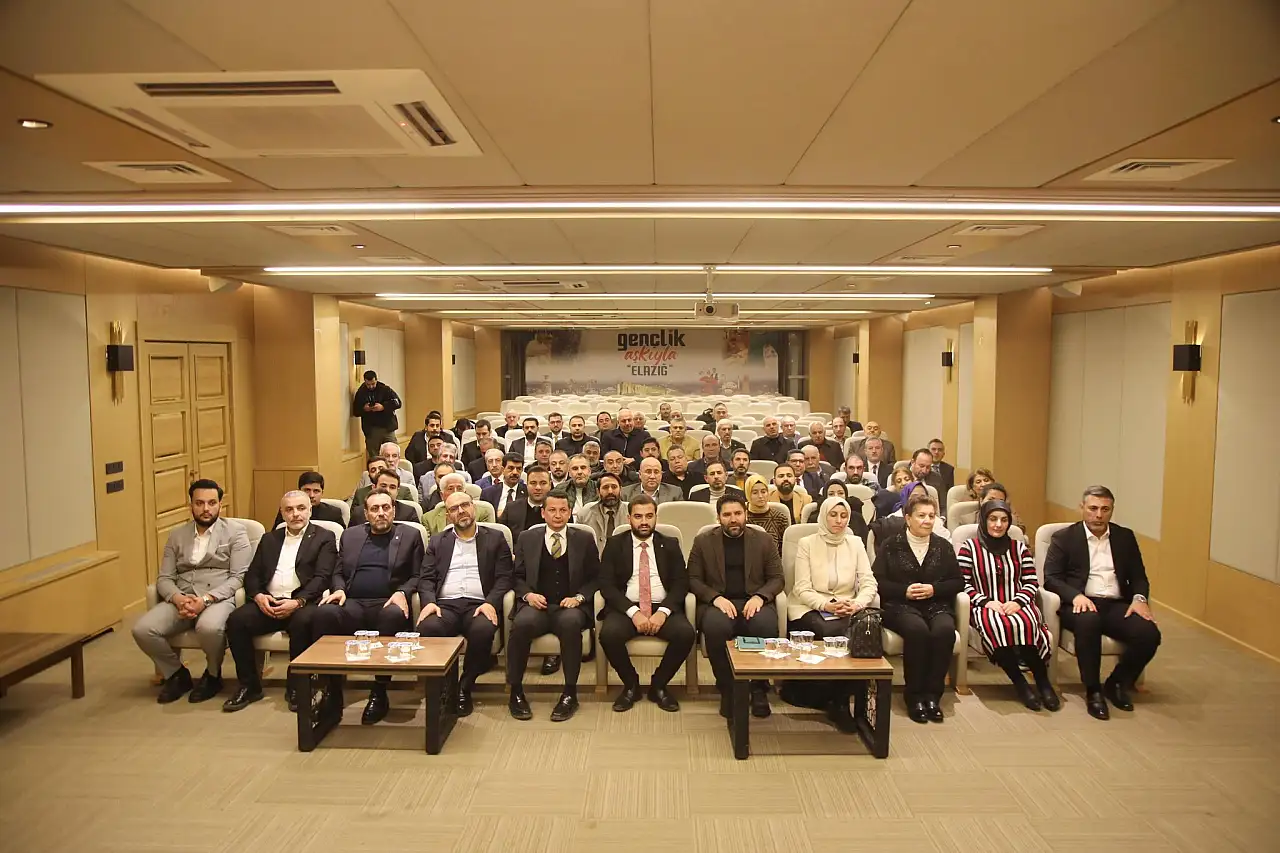 AK Parti Elazığ'da haftalık mesai: Yerel başlıklar masaya yatırıldı