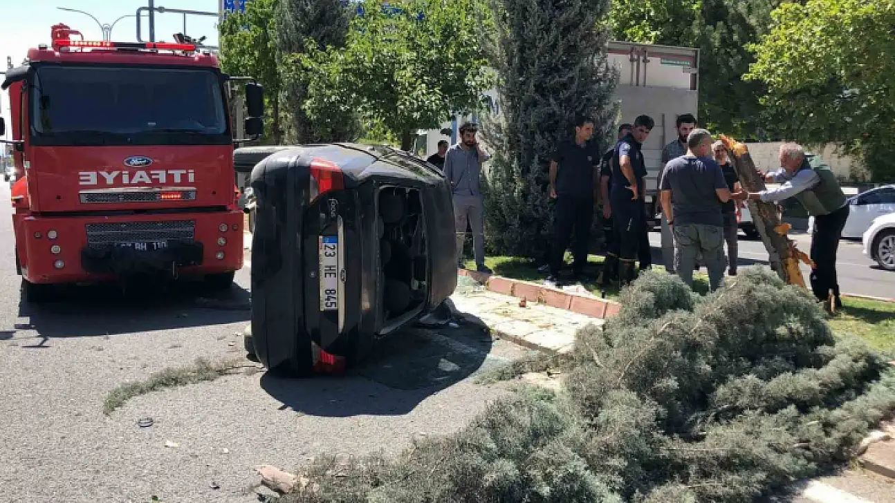 Elazığ'da trafik kazası: 3 yaralı