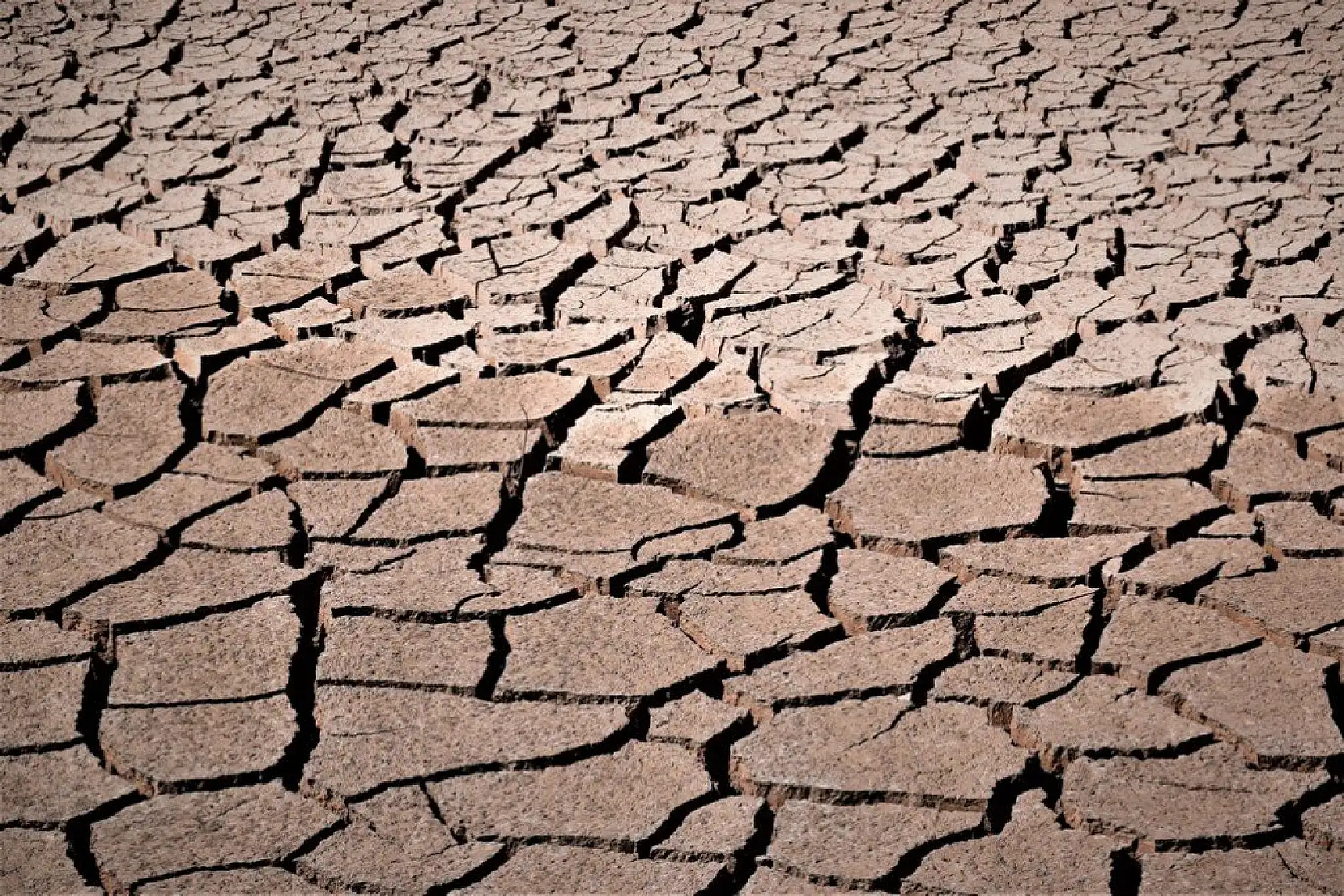 Hamzabey Barajı'nın son hali adeta çölü andırdı