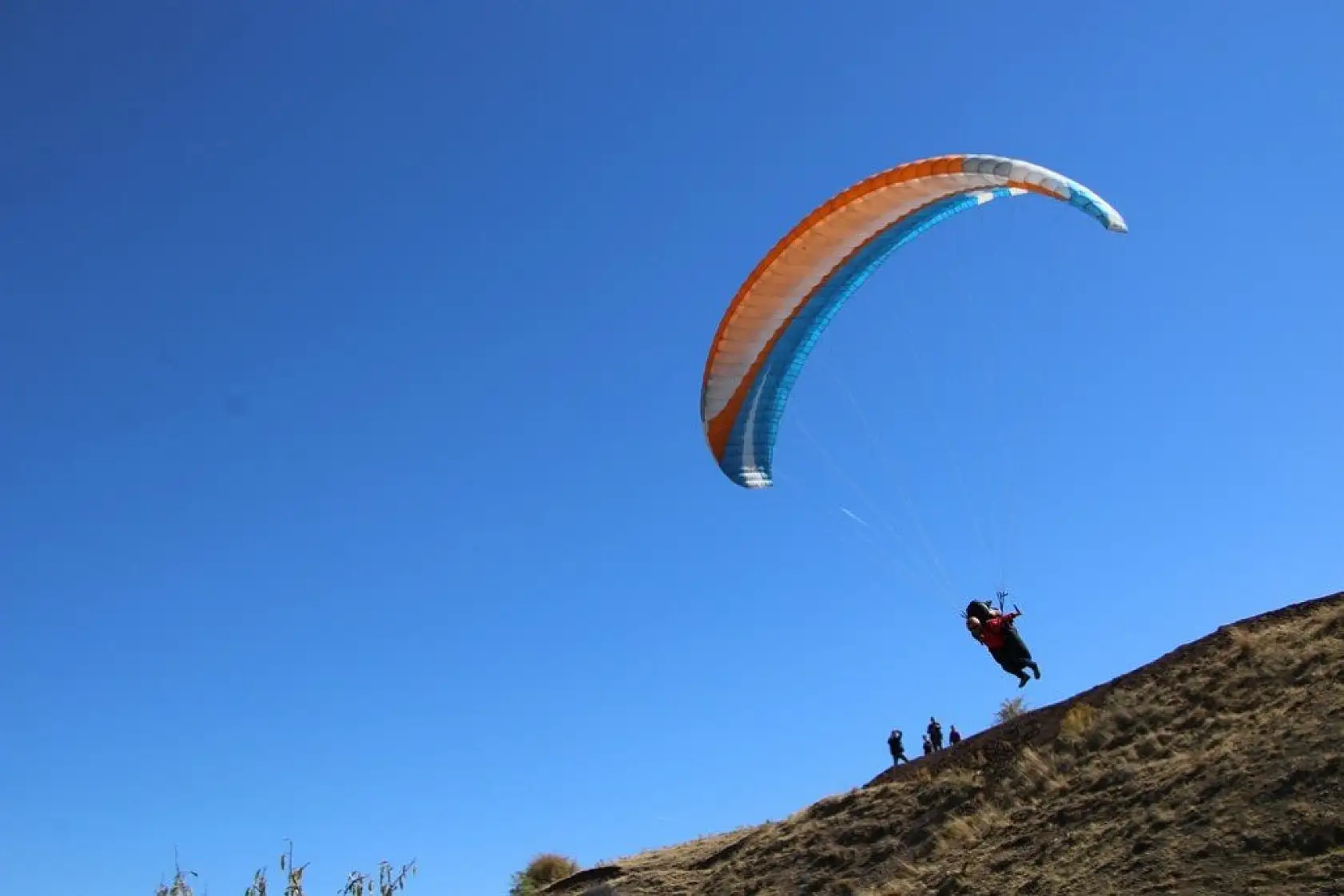 Palu semaları, yamaç paraşütçülerine ev sahipliği yaptı