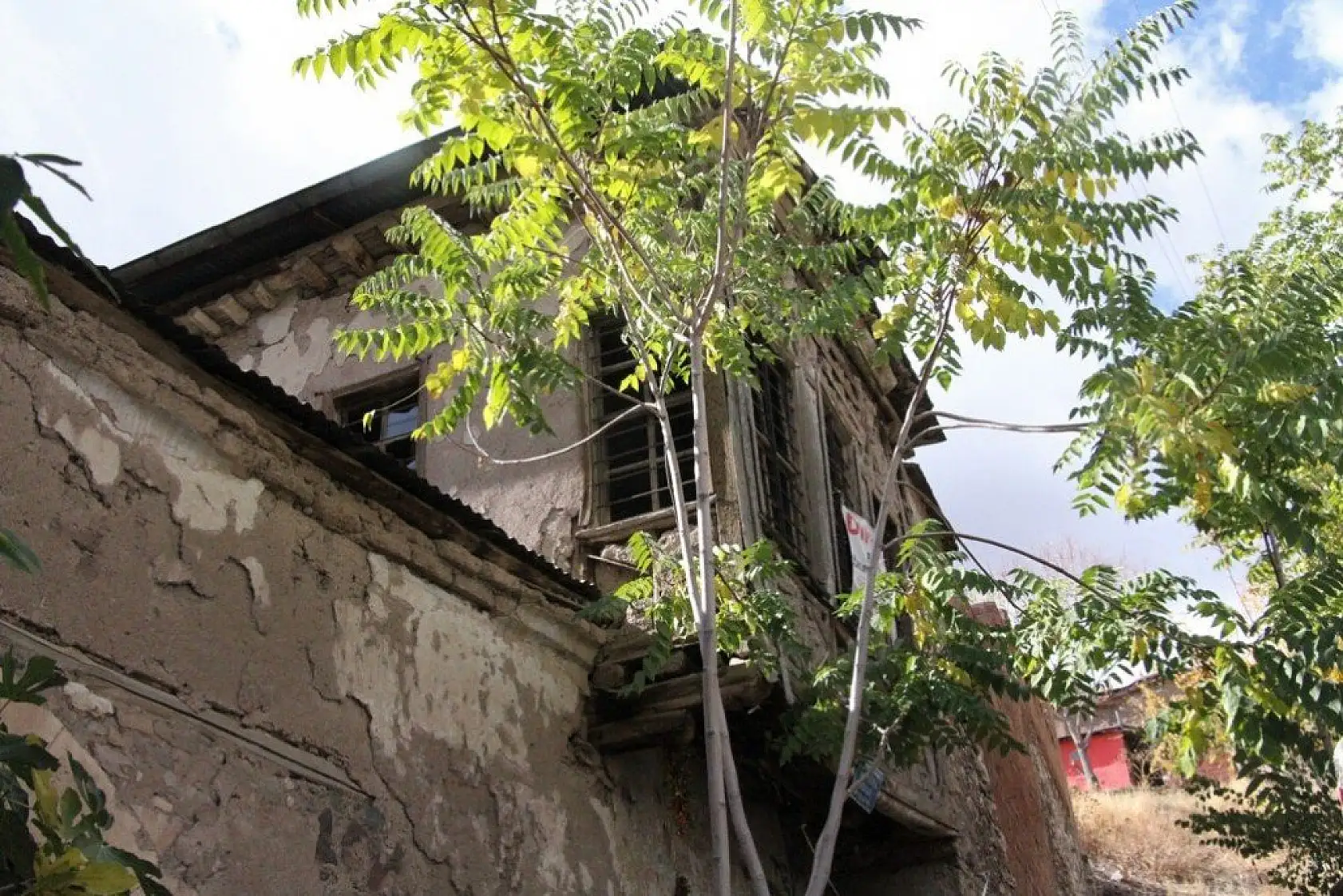 Elazığ'daki Faik Bey Konağı yıllara meydan okuyor