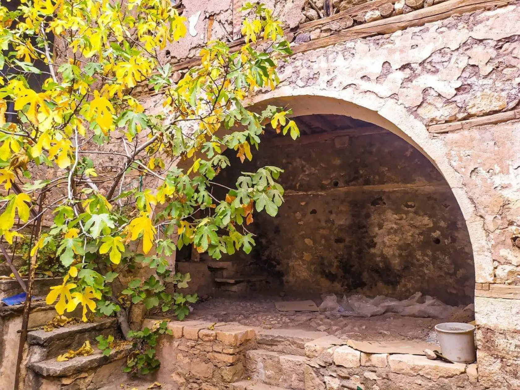 Elazığ'ın tarihi konakları sonbaharla güzelleşti