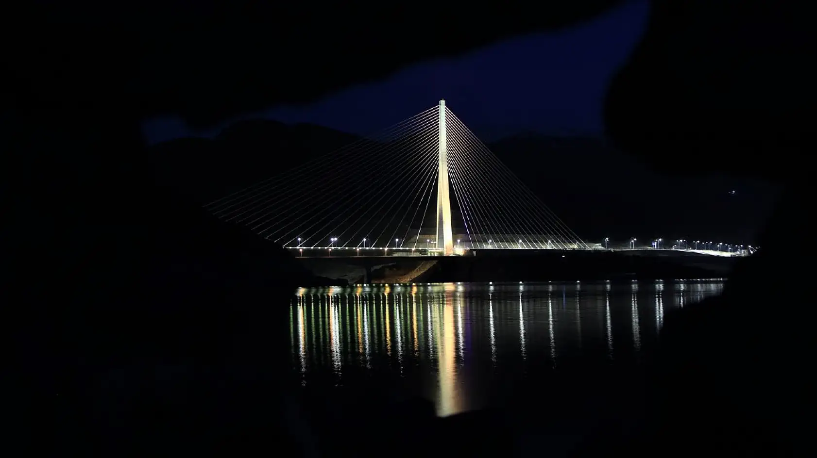 Kömürhan Köprüsü görsel şölen sunuyor