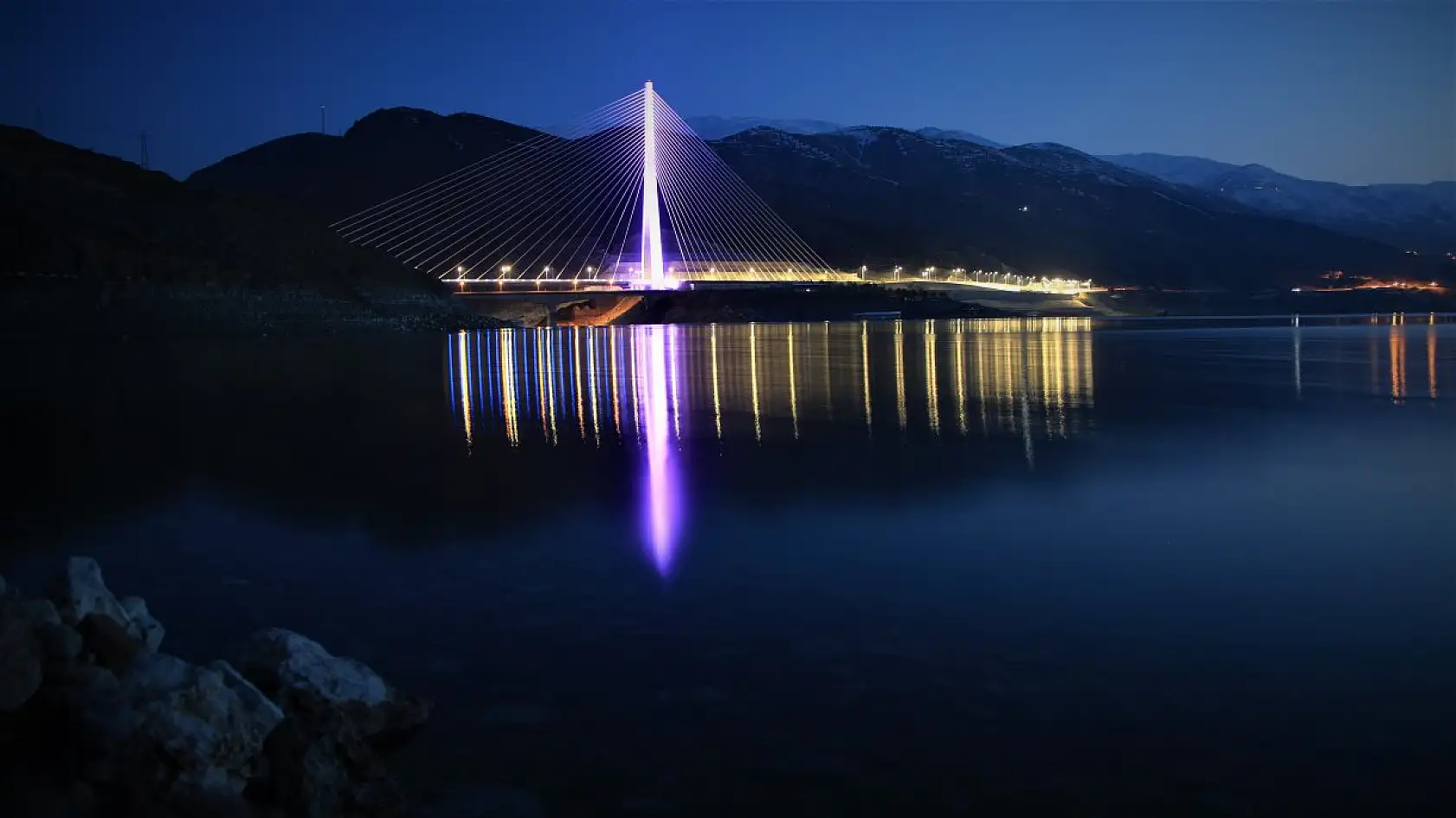 Kömürhan Köprüsü görsel şölen sunuyor