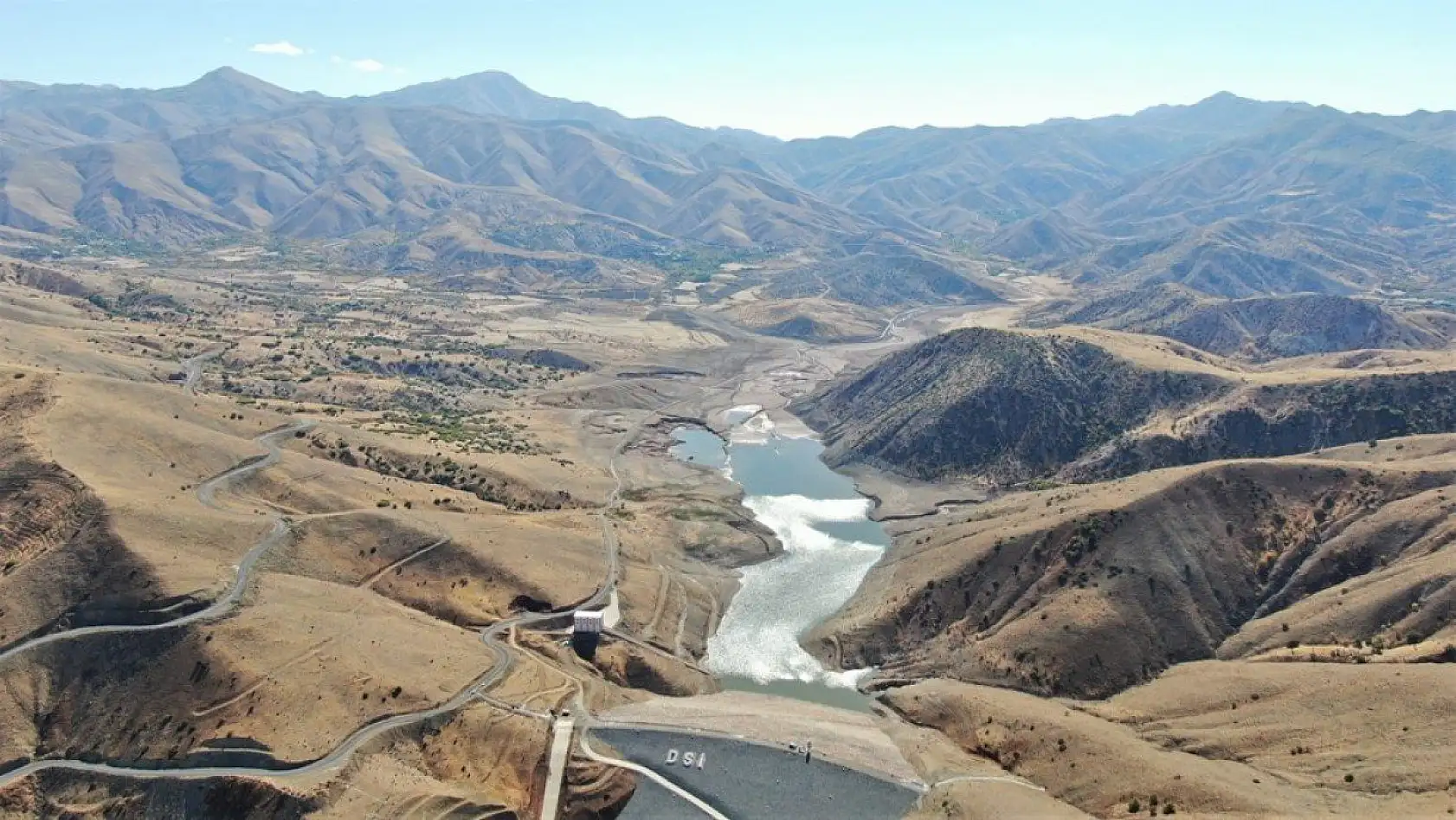 Hamzabey Barajı'nın son hali adeta çölü andırdı