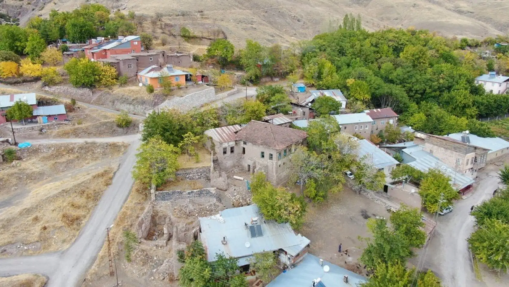 Elazığ'daki Faik Bey Konağı yıllara meydan okuyor