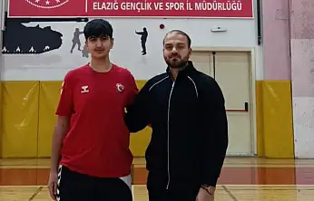 Elazığ'ın hentbol fabrikası durmuyor! Muhammed Emir Yıldırım milli takım radarına girdi