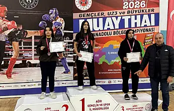 Gururumuzsunuz! Elazığlı gençler Muay Thai'de bölgeyi salladı