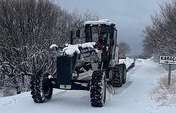 Kar geçit vermemişti, ekipler müdahale etti: Gökdere yolu yeniden ulaşıma açıldı