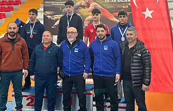 Minderde Elazığ damgası: Genç güreşçiler Türkiye finaline koşuyor