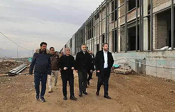 Vali Hatipoğlu ve Vekil Nazırlı'dan Toraman Tekstil şantiyesine ziyaret