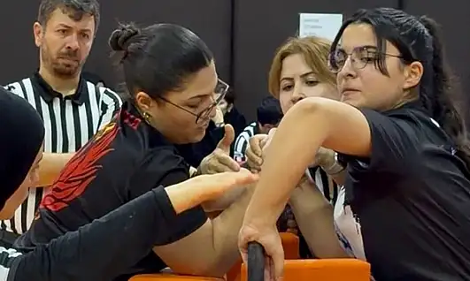 Elazığlı bilekler Türkiye'yi titretti! Adana'dan 6 madalyayla döndüler