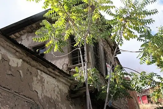 Elazığ'daki Faik Bey Konağı yıllara meydan okuyor