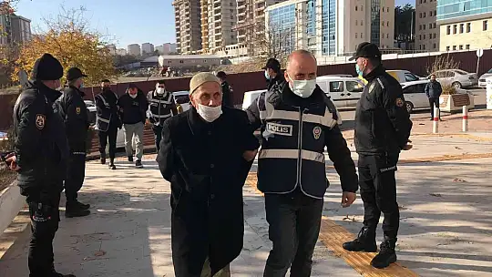 18 yıl önce işlenen cinayetin zanlıları adliyeye sevk edildi