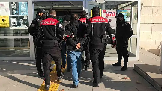 18 yıl önce işlenen cinayetin zanlıları adliyeye sevk edildi