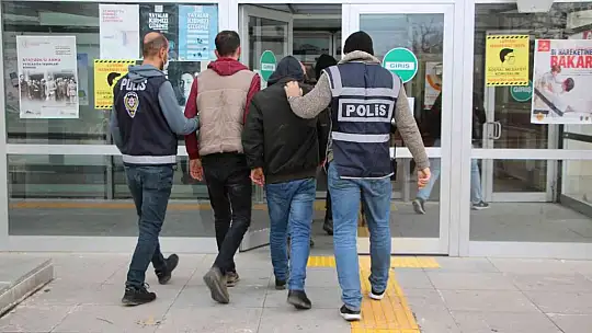 Suç makinaları polis ekipleri tarafından yakalandı