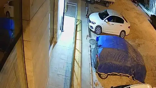 60 bin liralık inşaat malzemesi çalan şüpheli önce kameralara ardından polise yakalandı
