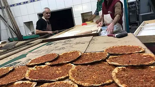 93 yıllık fırında yapılan ekmekler il dışına gönderiliyor