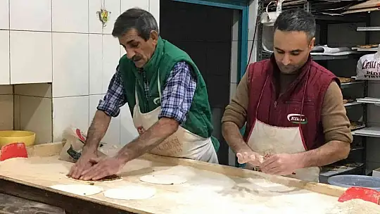 93 yıllık fırında yapılan ekmekler il dışına gönderiliyor