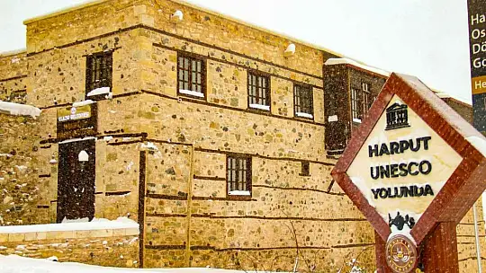 Medeniyetler beşiği Harput'ta beyaz gelinliğini giydi