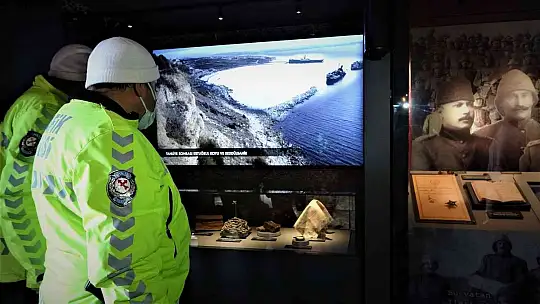 Çanakkale Savaşları Mobil Müzesi'nin 36'ıncı durağı Elazığ oldu