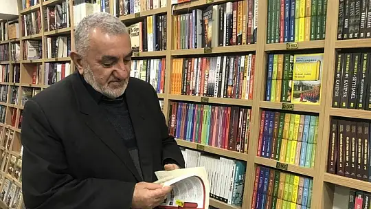 Çobanlık yaparken çöpten bulduğu kitap hayatını değiştirdi