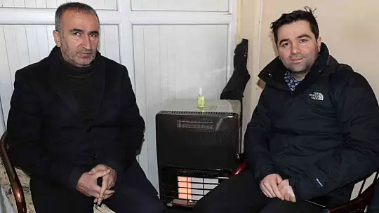 Depremin merkez üssü Sivrice'de kaymakamlık, esnafı yalnız bırakmıyor