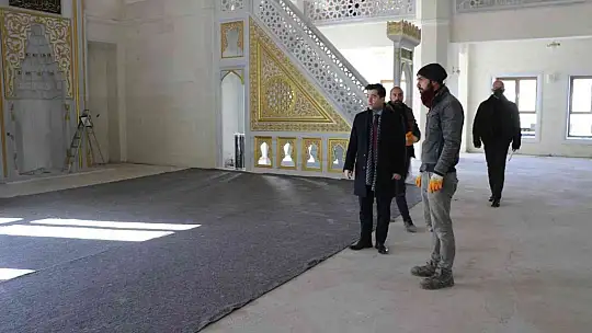 Depremin merkezi Sivrice'deki göl manzaralı TOKİ konutları tamamlandı