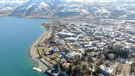 Depremin merkezi Sivrice'deki göl manzaralı TOKİ konutları tamamlandı