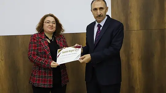 Dünyanın en etkili bilim insanları listesine giren akademisyenlere teşekkür belgesi verildi