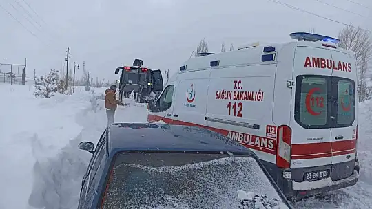 Ekipler, karbonmonoksit gazından zehirlenen yaşlı çift için zamanla yarıştı