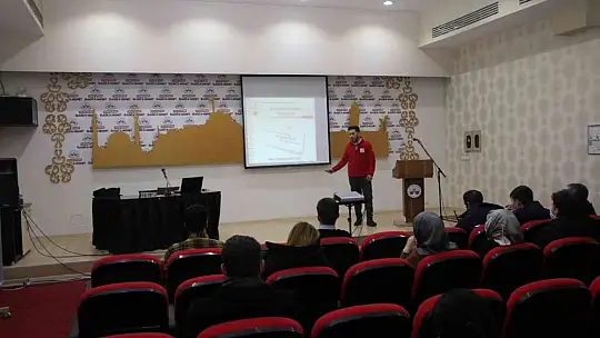 Elazığ Belediyesi çalışanlarına ilk yardım eğitimi verildi