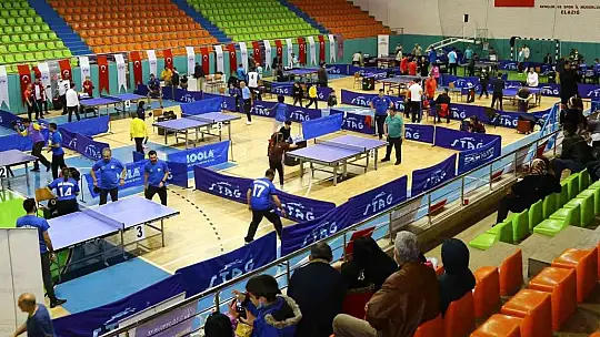 Elazığ Belediyesi masa tenisi turnuvasında sona gelindi