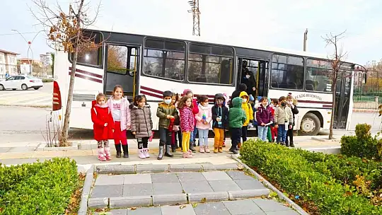 Elazığ Belediyesi'nden miniklere sinema keyfi