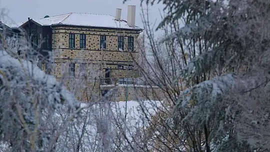 Elazığ beyaza büründü, medeniyetler beşiği Harput'ta kartpostallık görüntüler oluştu