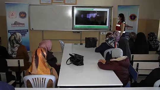 Elazığ'da 'En İyi Narkotik Polisi Anne Projesi'