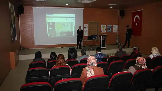 Elazığ'da 'finansal okuryazarlık ve kadının ekonomik güçlenmesi' eğitimi