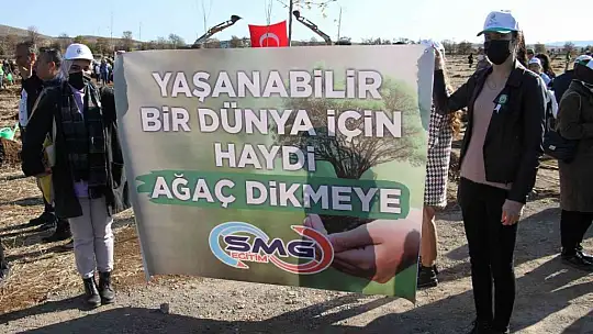 Elazığ'da 'Geleceğe Nefes Dünyaya Nefes' etkinliğinde 23 bin fidan toprakla buluştu