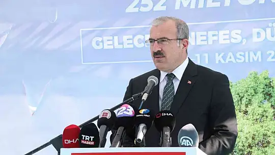 Elazığ'da 'Geleceğe Nefes Dünyaya Nefes' etkinliğinde 23 bin fidan toprakla buluştu