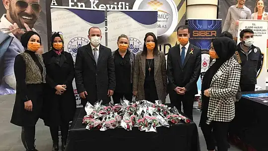 Elazığ'da 'Kadına Şiddete Hayır' stantları kuruldu