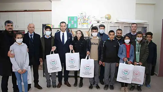 Elazığ'da 'Okul Destek Projesi' kapsamında öğrenci ve aileleriyle bir araya gelindi