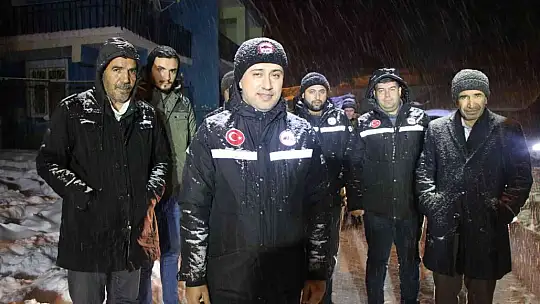 Elazığ İl Özel İdaresinden yoğun kar mesaisi