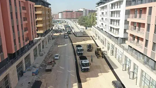 Elazığ'da Ali Rıza Septioğlu Bulvarı'ndaki yol çalışmaları tamamlandı