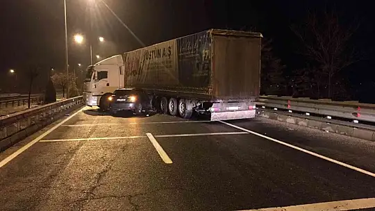 Elazığ'da buzlanma kazaları da beraberinde getirdi: 9 yaralı